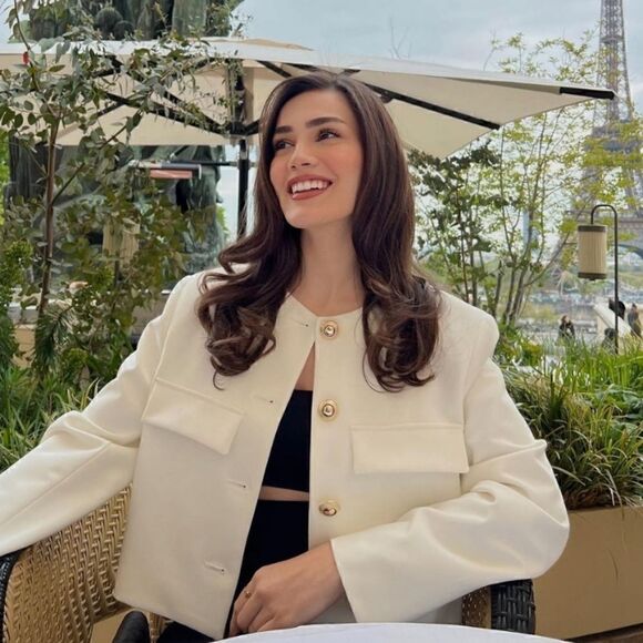 ZARA GOLD BUTTON CROPPED BLAZER - Picture 2 of 15